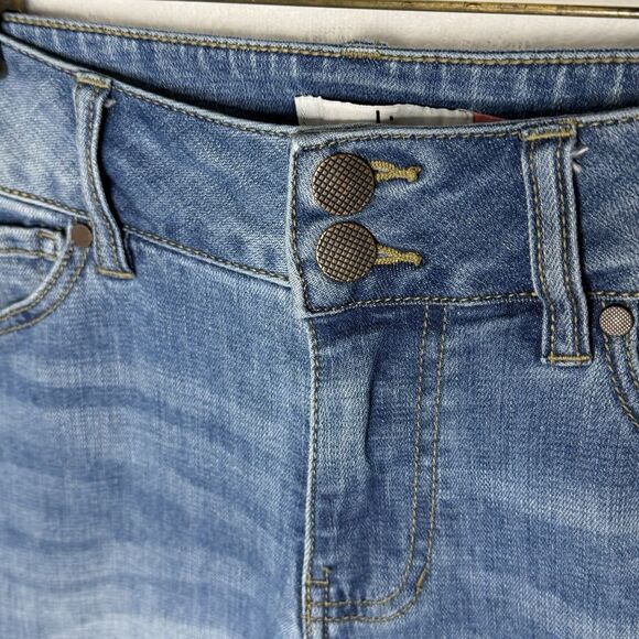 CABI Hi-Low Crop Jeans Size 2 Raw Hem Stretch Cropped Style #6070 - Picture 5 of 16